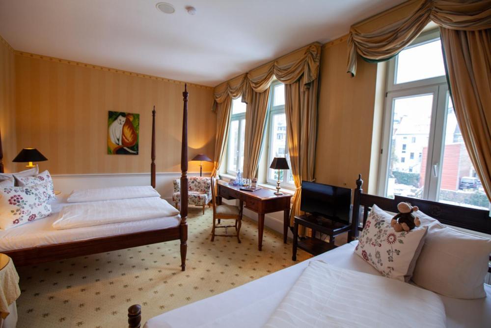 Hotel Niederlaendischer Hof شفيرين المظهر الخارجي الصورة