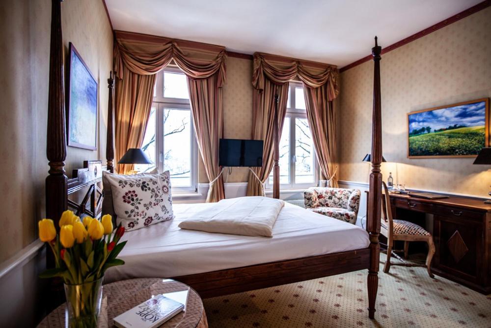 Hotel Niederlaendischer Hof شفيرين المظهر الخارجي الصورة