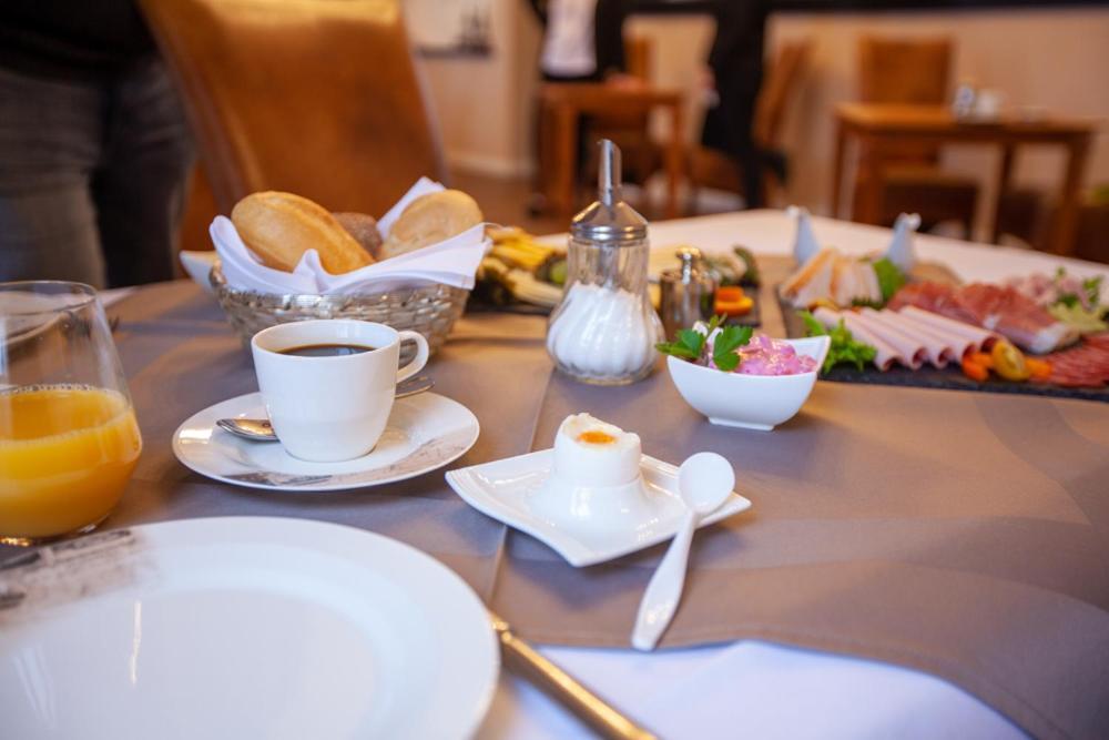 Hotel Niederlaendischer Hof شفيرين المظهر الخارجي الصورة