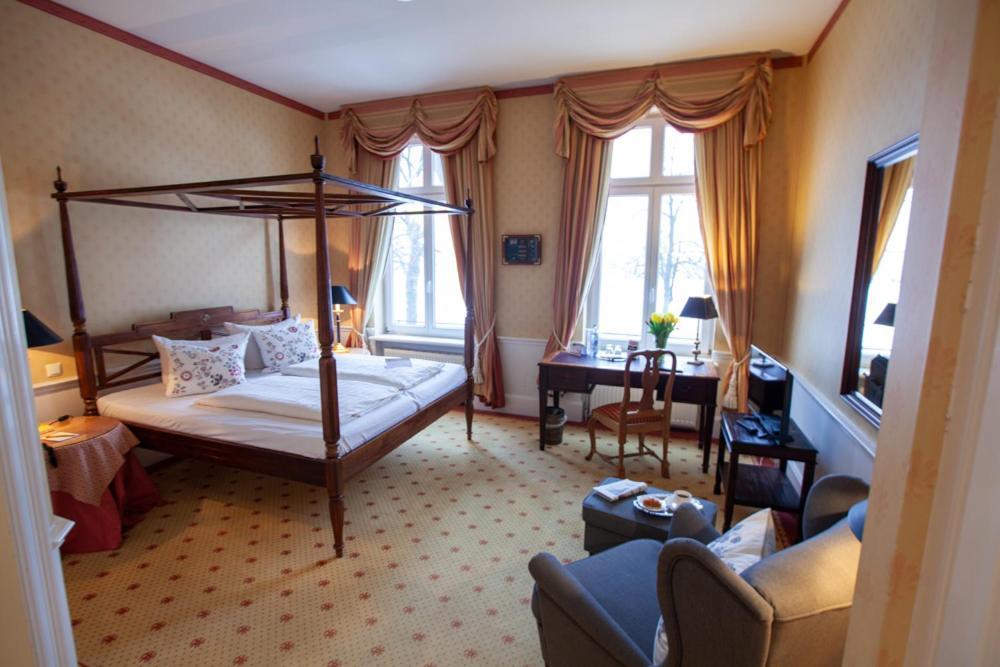 Hotel Niederlaendischer Hof شفيرين المظهر الخارجي الصورة