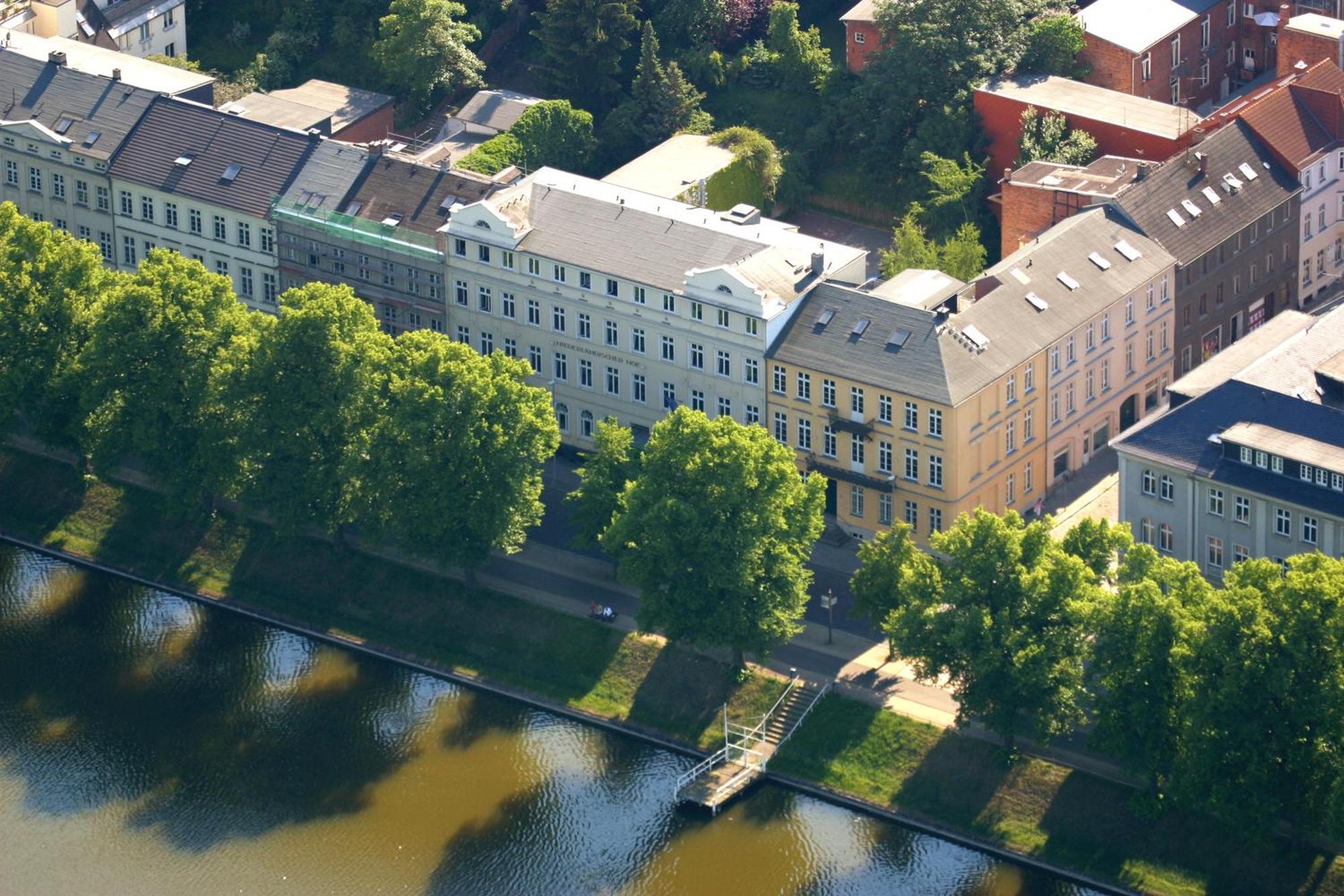 Hotel Niederlaendischer Hof شفيرين المظهر الخارجي الصورة