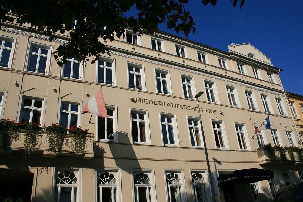 Hotel Niederlaendischer Hof شفيرين المظهر الخارجي الصورة