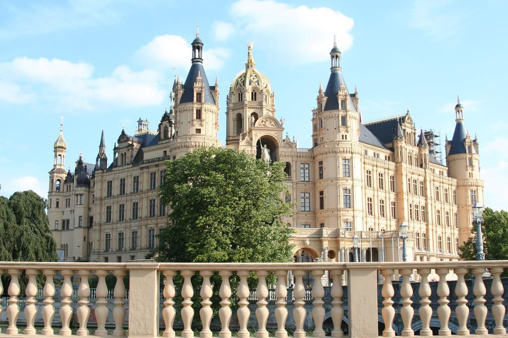 Hotel Niederlaendischer Hof شفيرين المظهر الخارجي الصورة