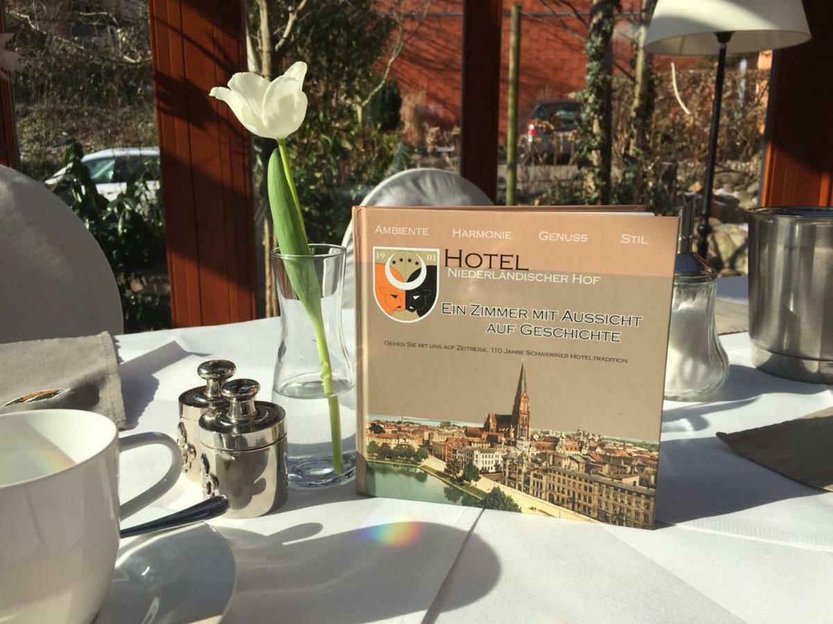 Hotel Niederlaendischer Hof شفيرين المظهر الخارجي الصورة